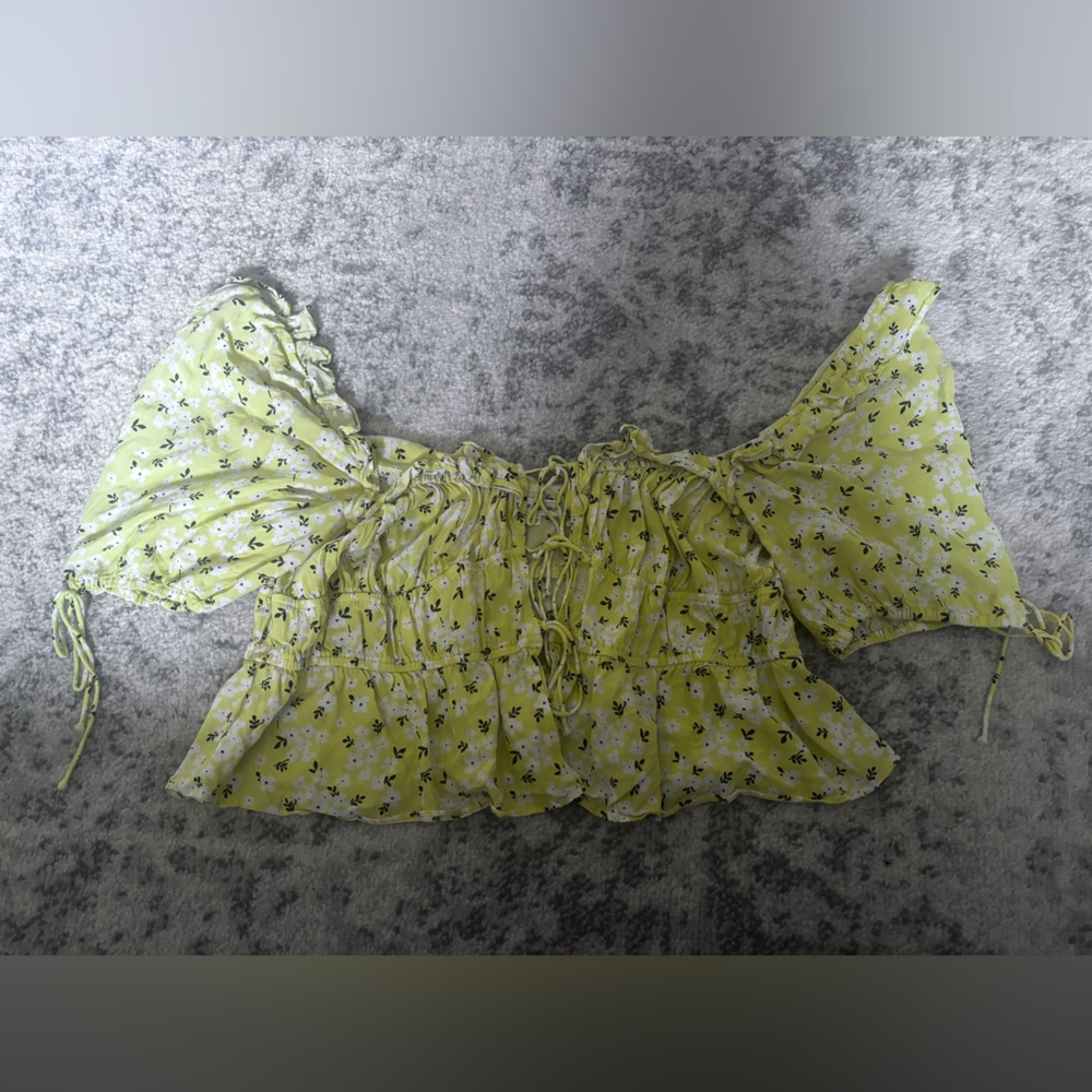 For Love & Lemons Chrysanthemum Crop Top Lemonade Size: Medium - Picture 6 of 6